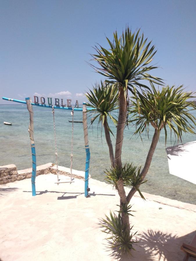 Double'A Beach House นูซาเลมโบงัน ภายนอก รูปภาพ